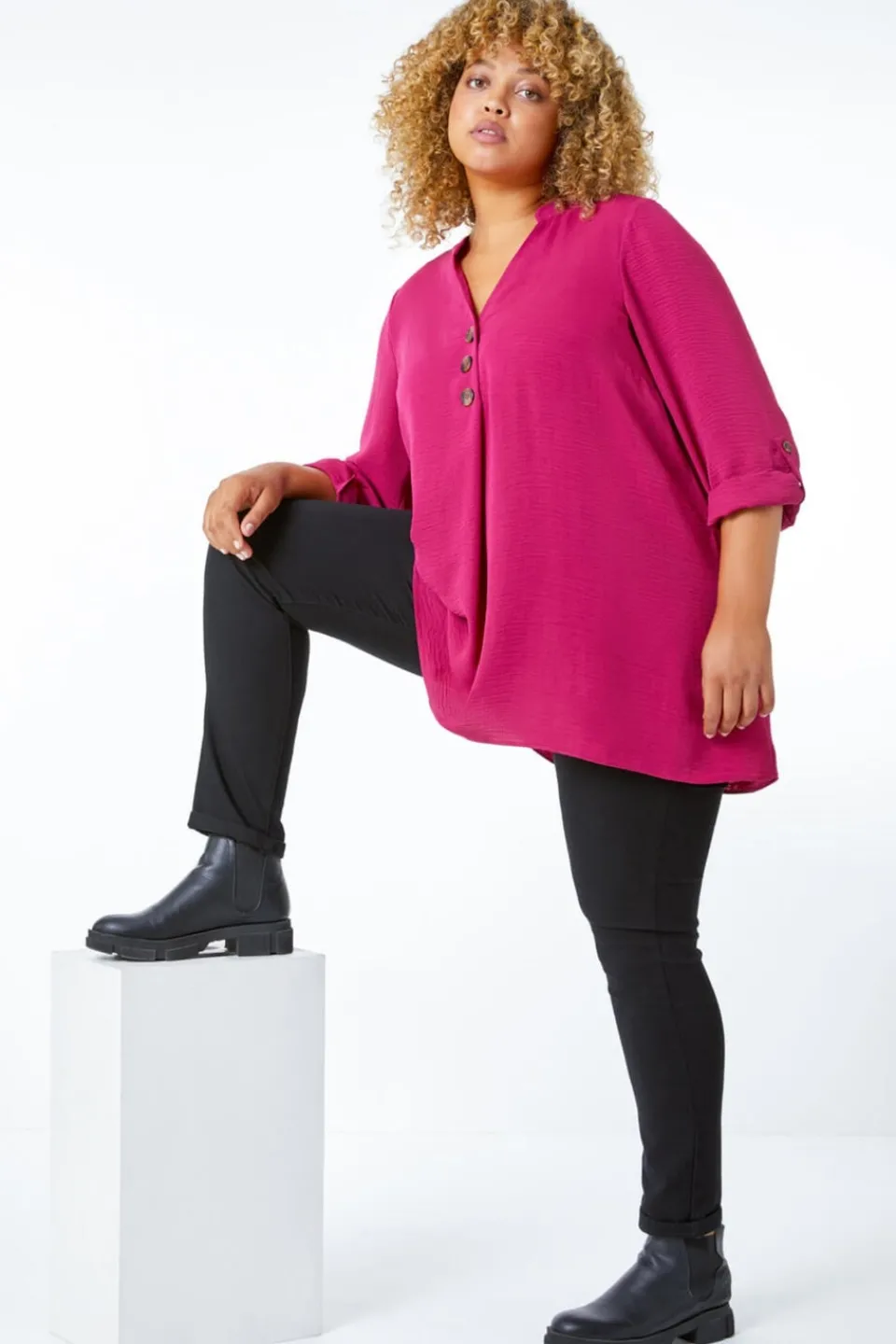 Jeans & Jeggings>Roman Curve Black Elastic Waist Stretch Denim Jegging