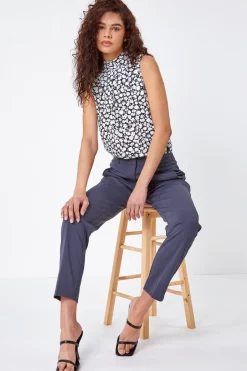Trousers><noscript><img width=