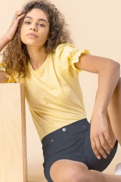 Shorts><noscript><img width=