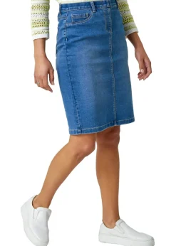 Skirts><noscript><img width=