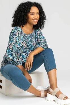 Jeans & Jeggings><noscript><img width=