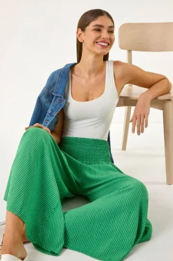 Trousers><noscript><img width=