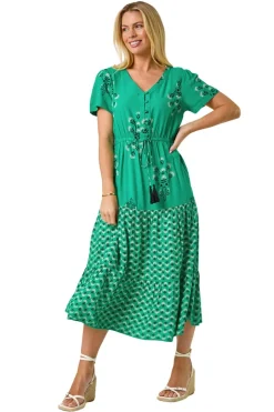 Dresses>Roman Green Petite Floral Print Midi Dress