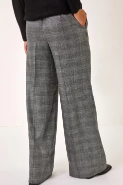 Trousers><noscript><img width=