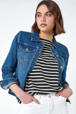 Coats & Jackets><noscript><img width=