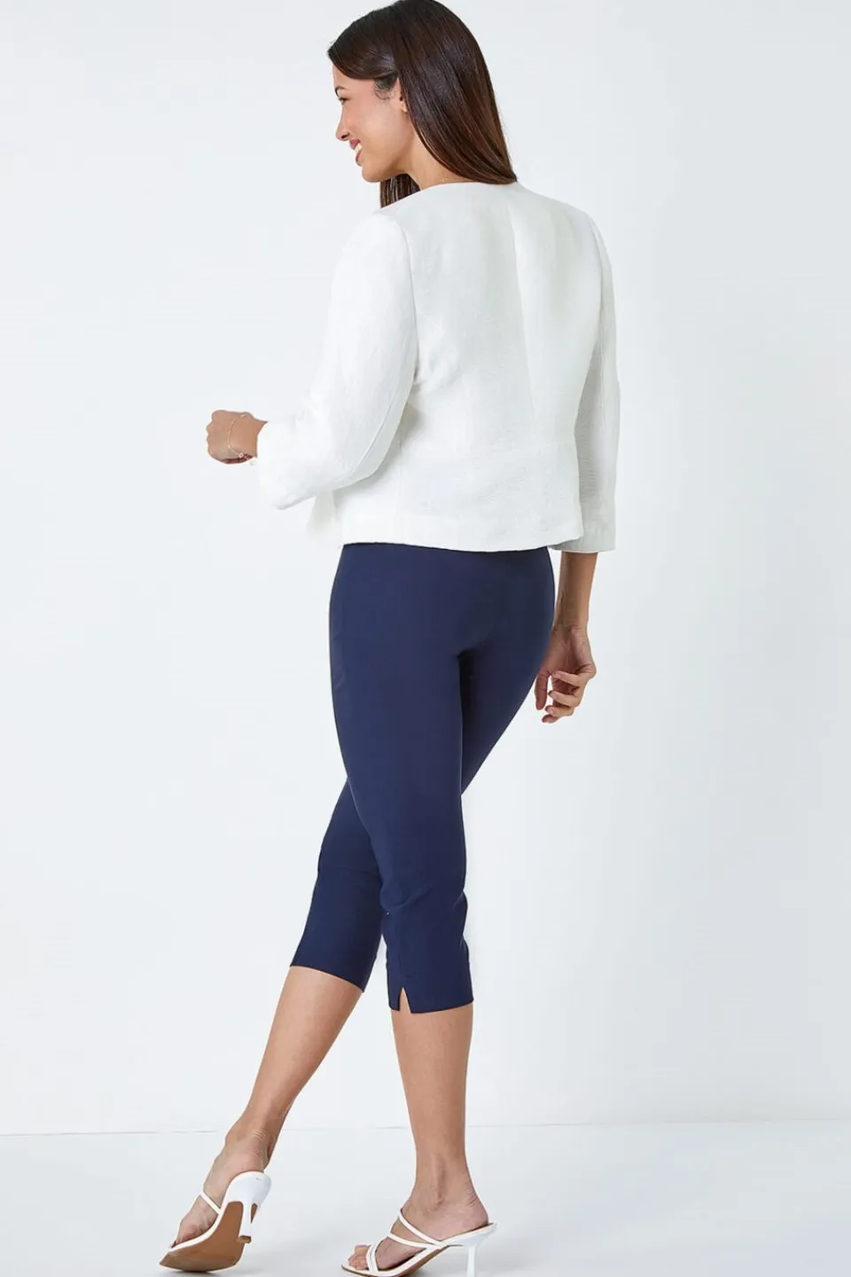 Coats & Jackets>Roman Ivory 3/4 Sleeve Pleated Textured Cropped Jacket