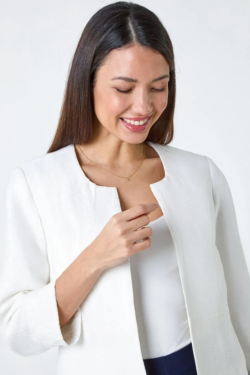 Coats & Jackets>Roman Ivory 3/4 Sleeve Pleated Textured Cropped Jacket