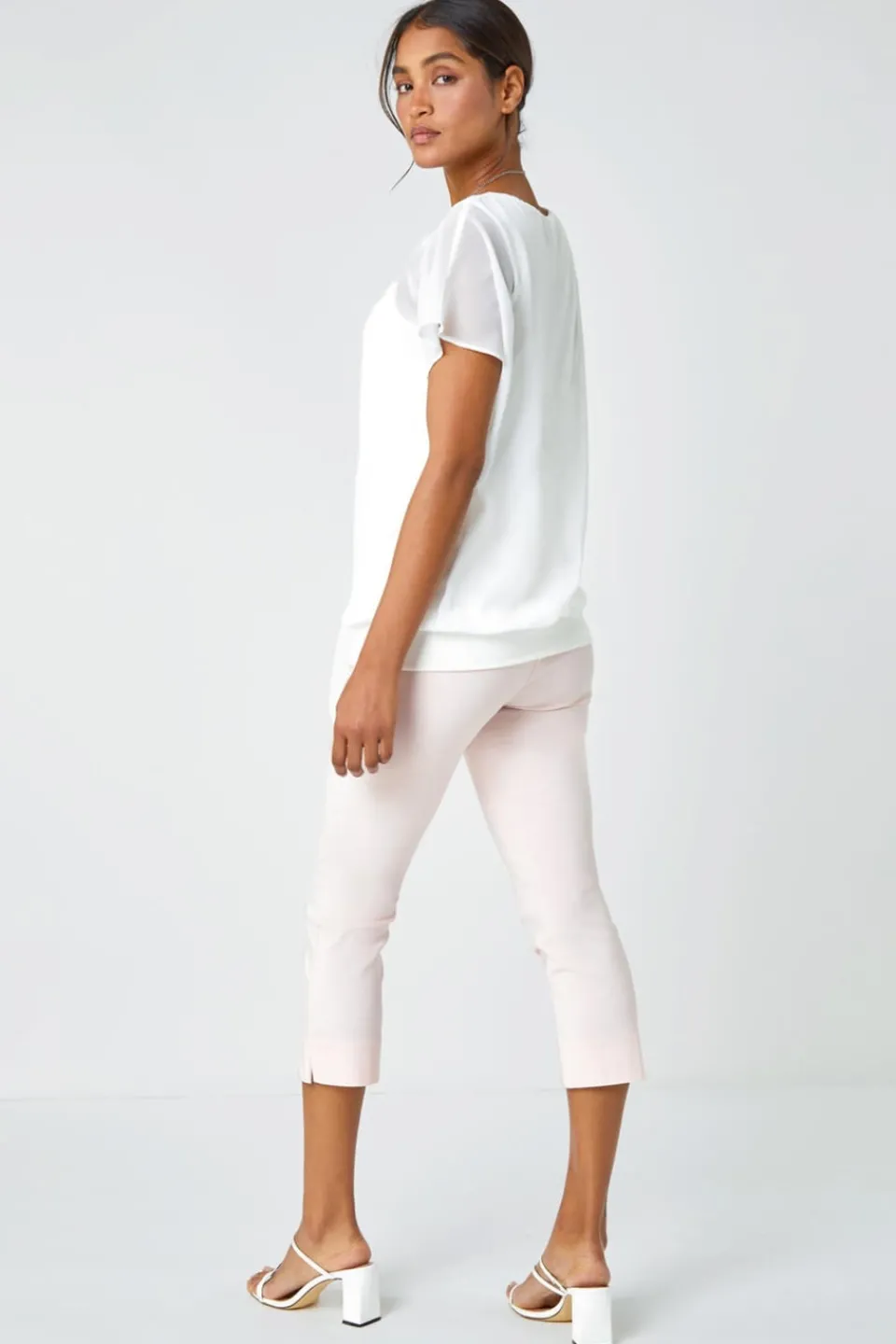 T-Shirts>Roman Chiffon Jersey Chiffon Blouson Top with Necklace Ivory