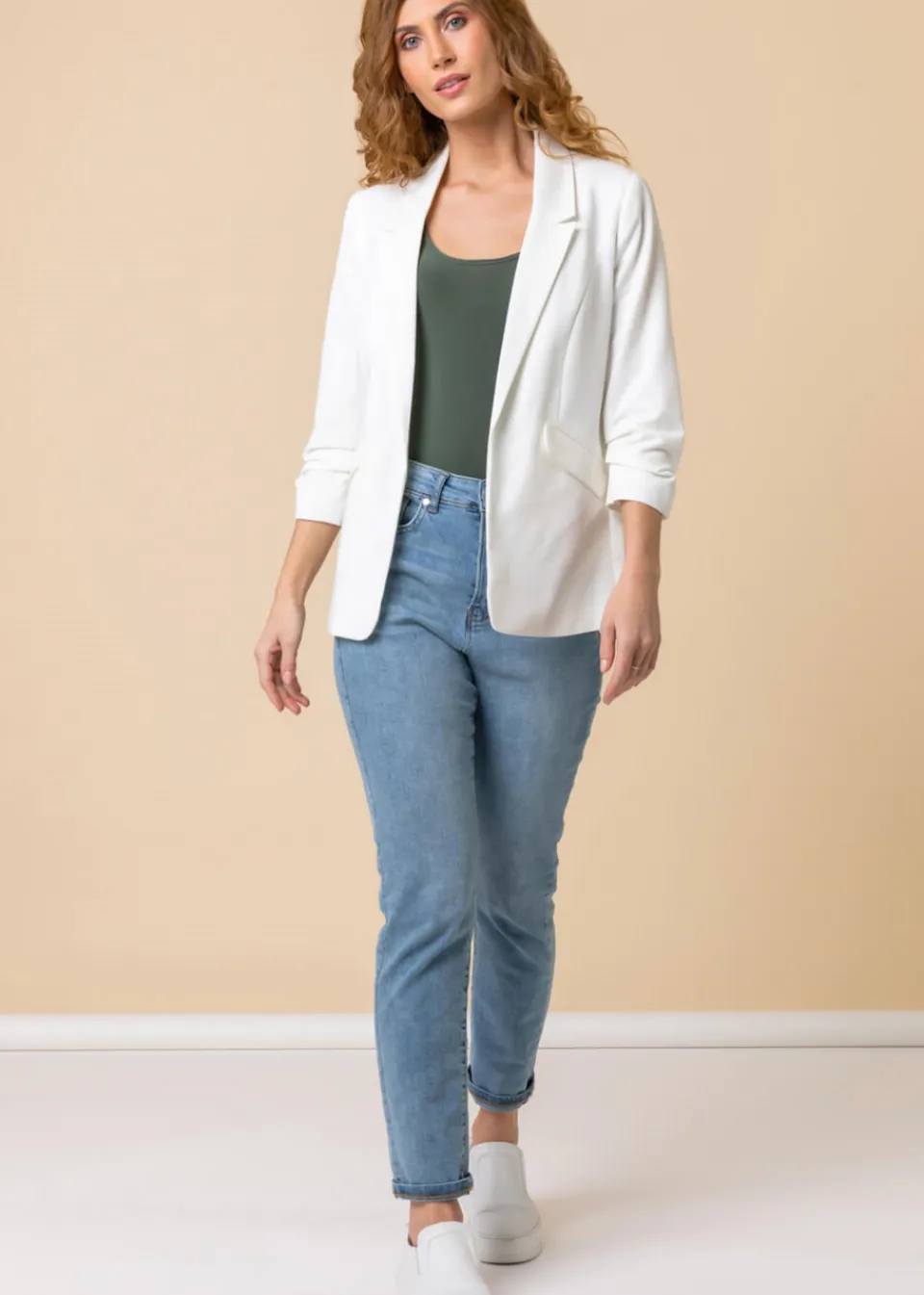 Coats & Jackets>Roman Ivory Ruched 3/4 Sleeve Stretch Blazer