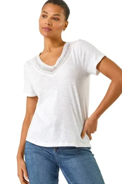 T-Shirts><noscript><img width=