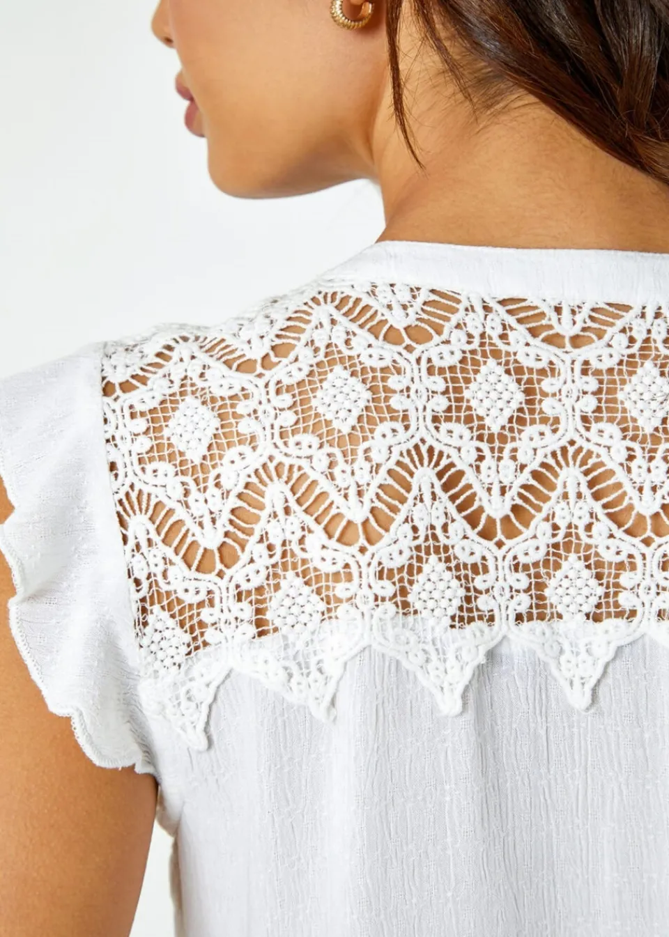 T-Shirts>Roman Ivory Sleeveless Lace Detail Blouse