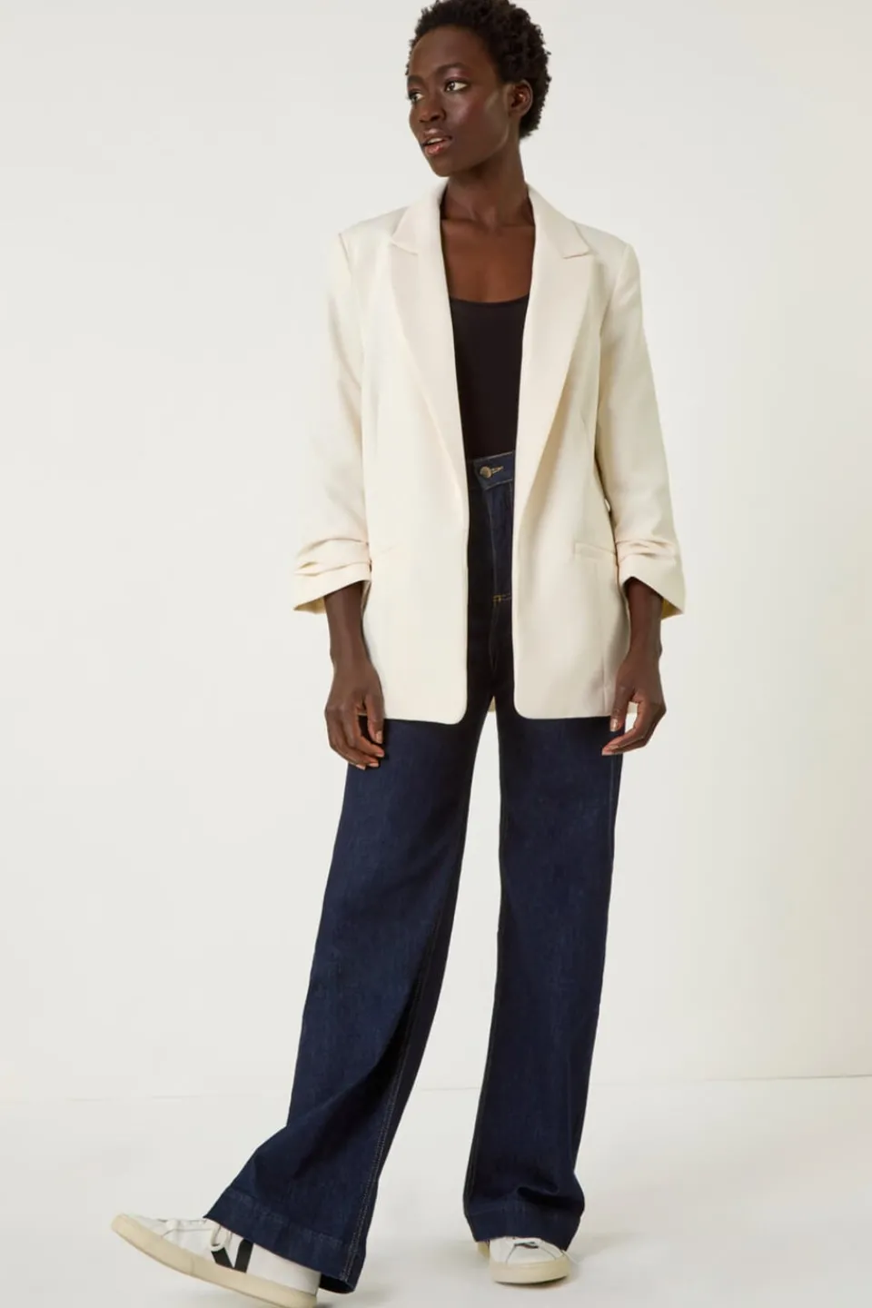 Coats & Jackets>Roman Ivory Tailored Ruched Sleeve Stretch Blazer