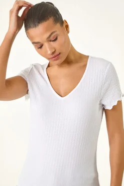 T-Shirts><noscript><img width=