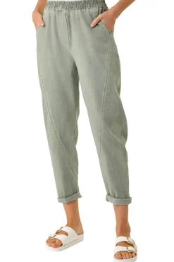 Trousers><noscript><img width=