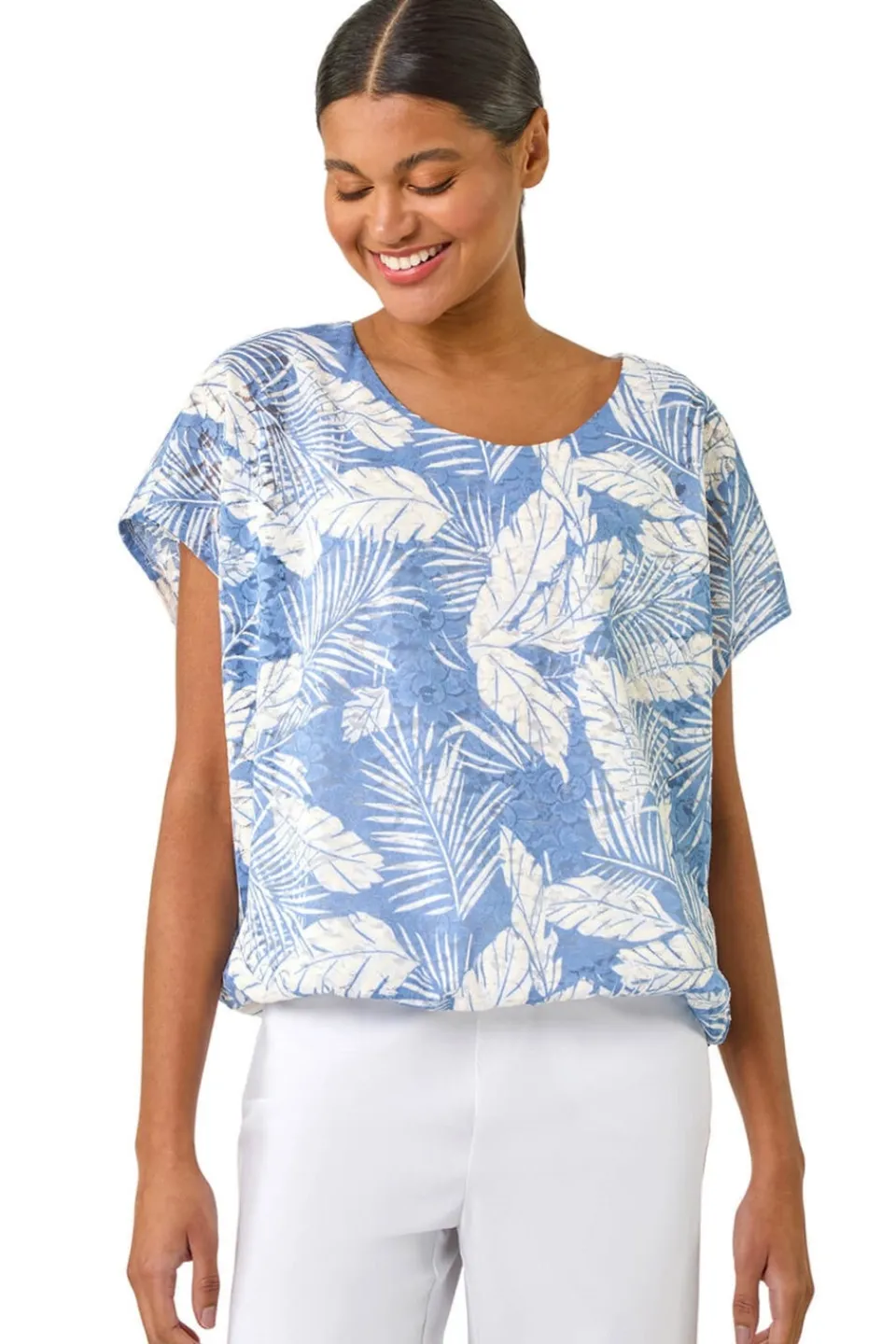 T-Shirts>Roman Light Blue Leaf Print Lace Bubble Hem Top