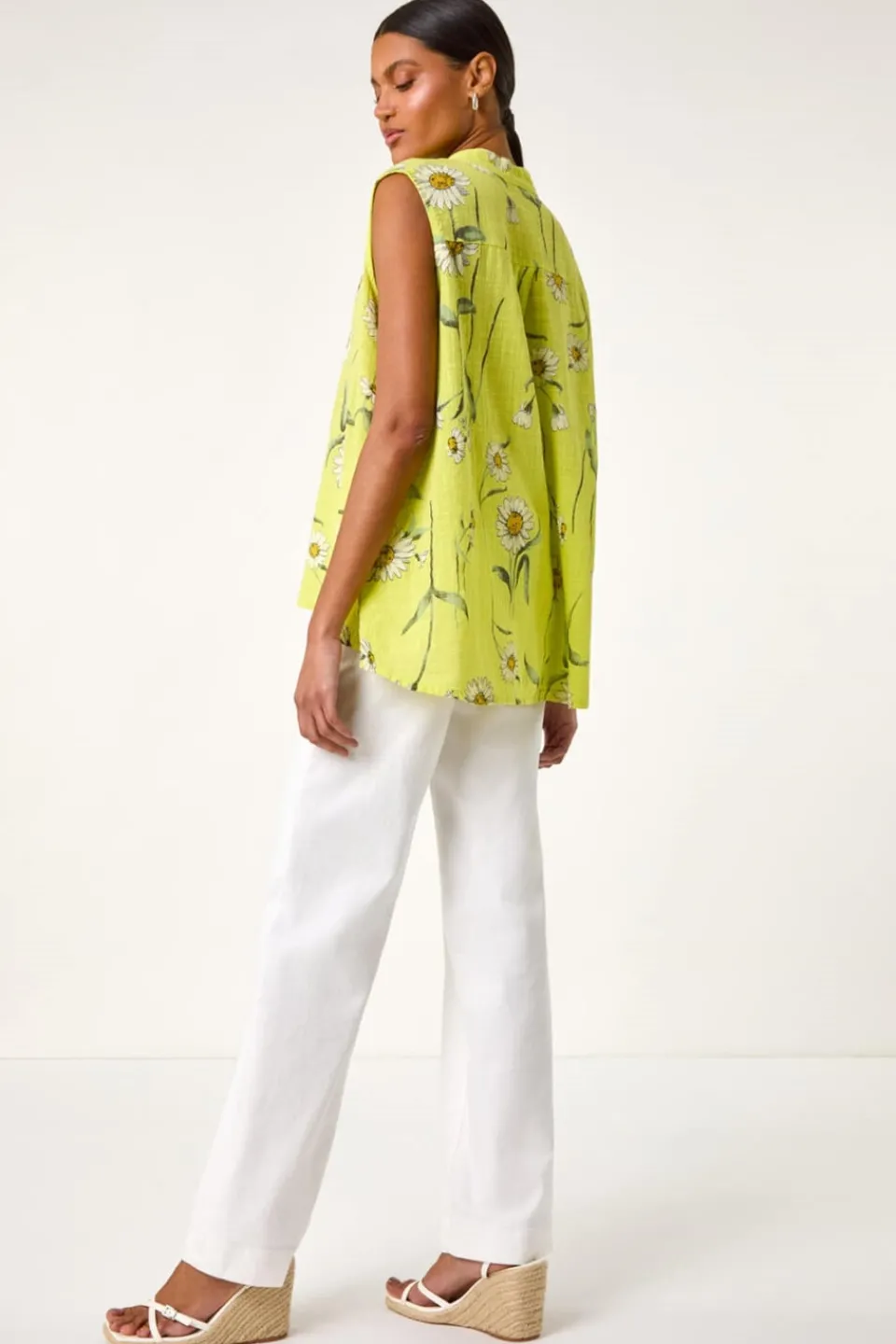 Tops>Roman Lime Daisy Print V Neck Vest