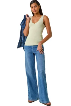 Knitwear><noscript><img width=