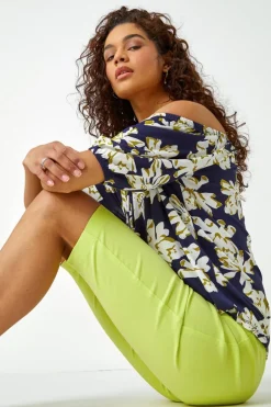 Shorts>Roman Lime Stretch Knee Length Elastic Waist  Shorts