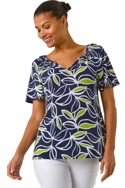 Tops>Roman Lime Textured Leaf Print V-Neck Stretch Top