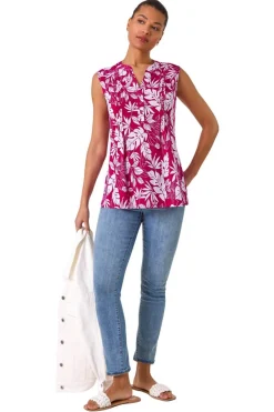 Tops>Roman Magenta Textured Leaf Print Vest Top