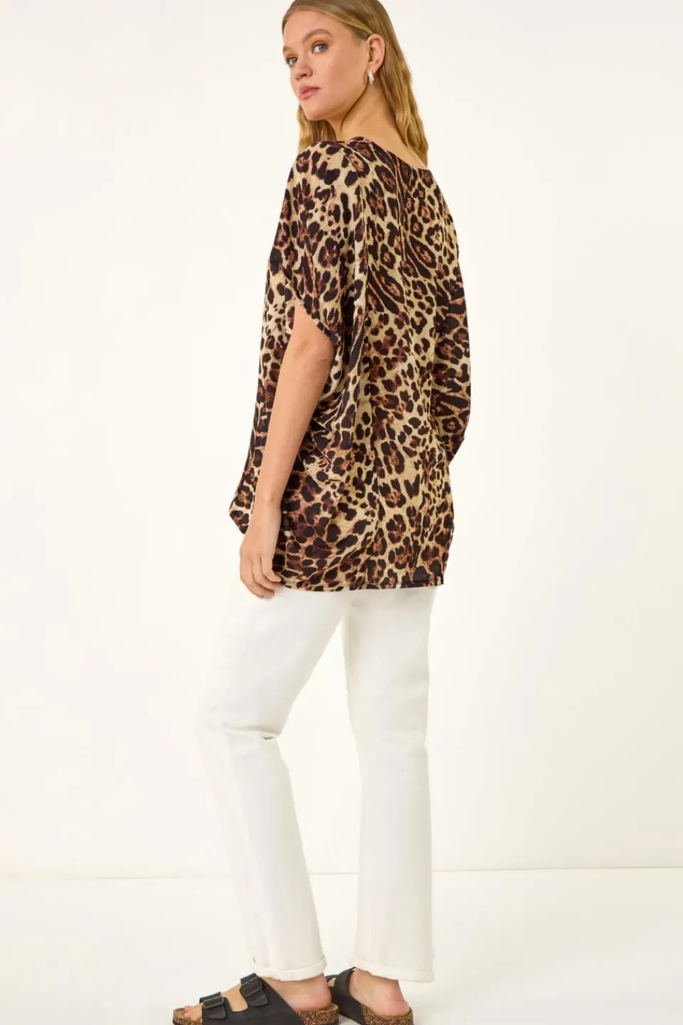 Tops>Roman Natural Animal Print V-Neck Top