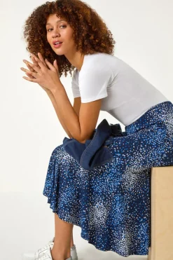 Skirts><noscript><img width=
