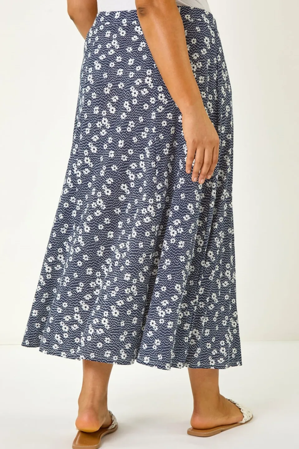 Skirts>Roman Navy Curve Daisy Print Midi Skirt