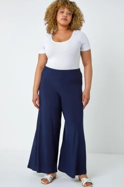 Trousers><noscript><img width=