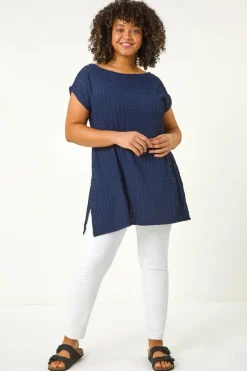T-Shirts>Roman Curve Textured Short Sleeve T-Shirt Navy