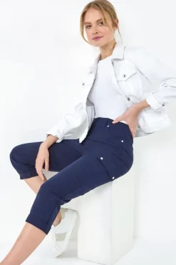 Trousers><noscript><img width=