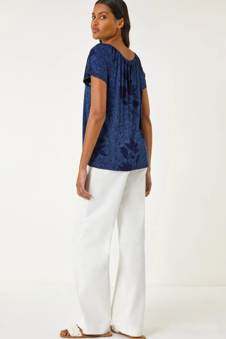 T-Shirts>Roman Navy Floral Print V Neck Top