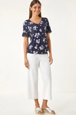 T-Shirts>Roman Navy Floral Print V-Neck Lace Stretch Top