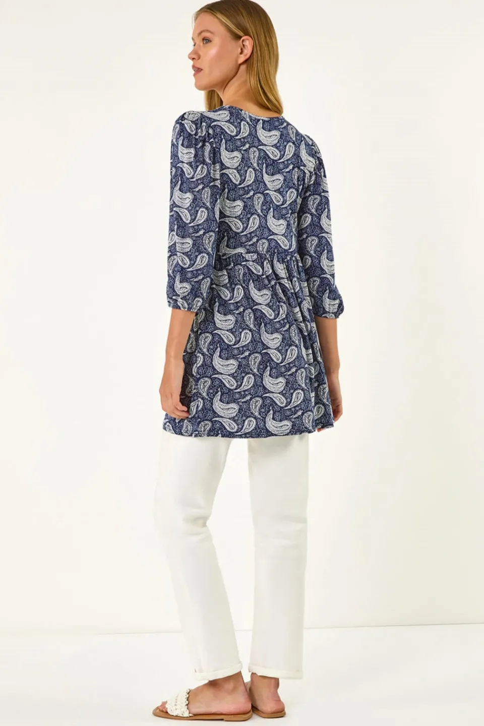T-Shirts>Roman Navy Paisley Print V Neck Stretch Top