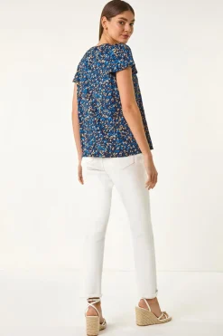 Tops><noscript><img width=