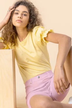 Shorts><noscript><img width=