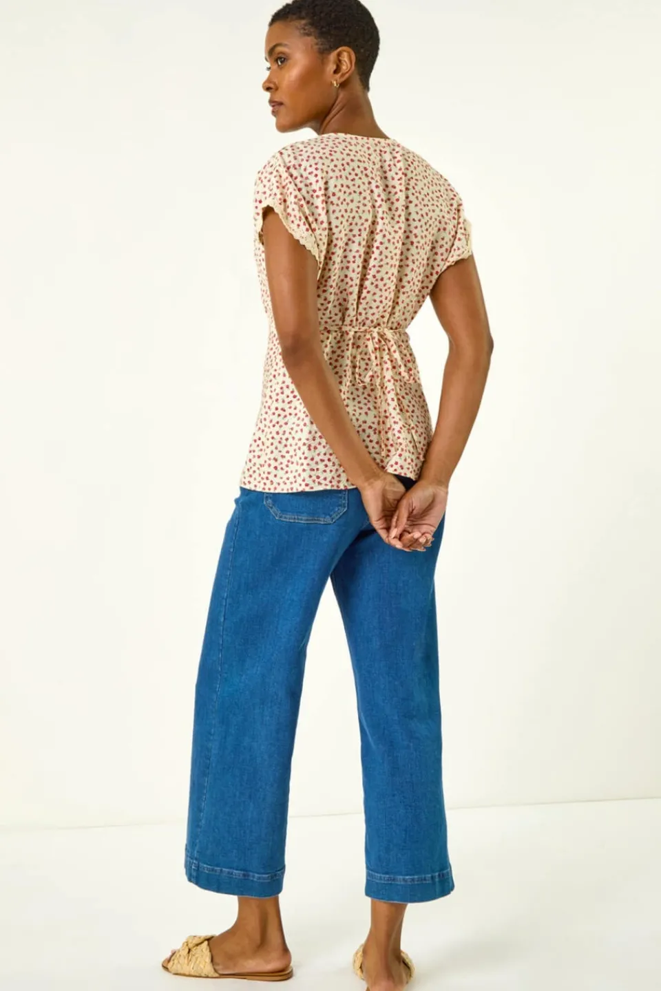 Tops>Roman Pink Floral Ditsy Print Lace Trim Top
