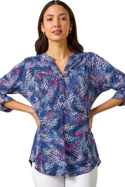 T-Shirts>Roman Pink Textured Abstract Print V-Neck Stretch Top
