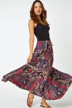 Skirts><noscript><img width=