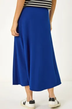Skirts><noscript><img width=