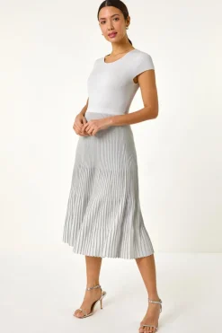 Knitwear><noscript><img width=