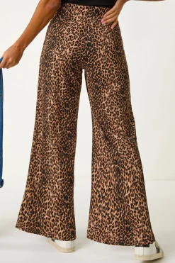 Trousers><noscript><img width=