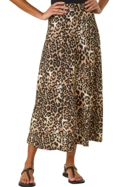 Skirts><noscript><img width=