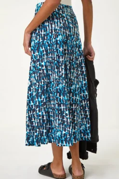 Skirts><noscript><img width=