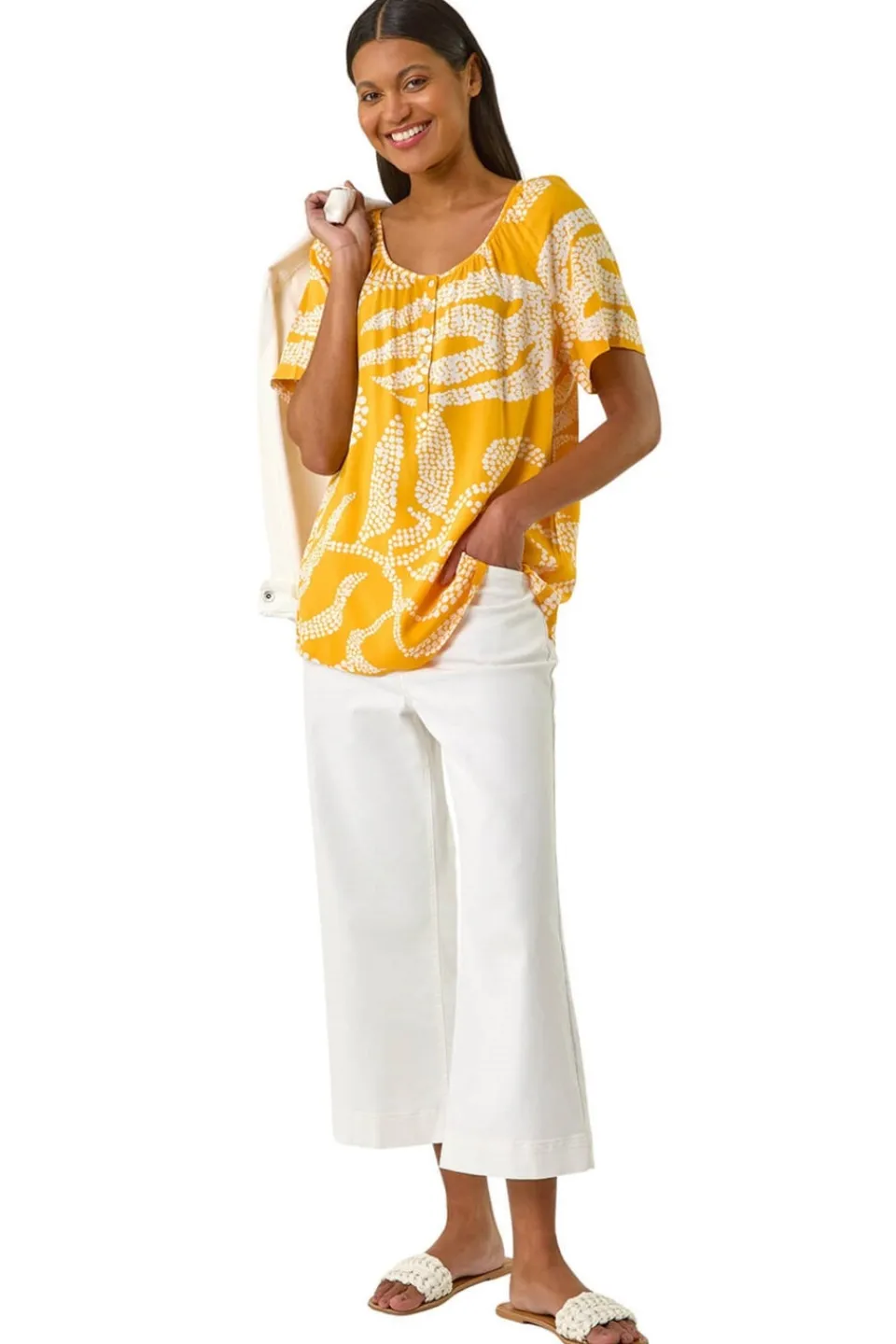 T-Shirts>Roman Yellow Leaf Print Button Detail Top