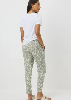 Trousers><noscript><img width=