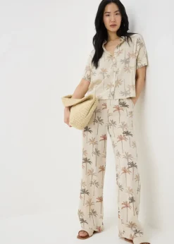 Trousers><noscript><img width=