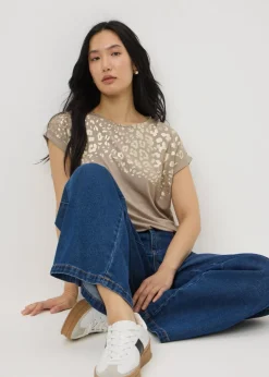 T-Shirts>Papaya Taupe Animal Foil Print T-Shirt