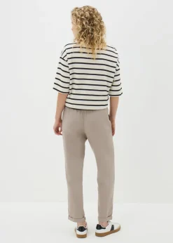 Trousers><noscript><img width=