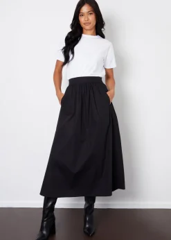 Skirts><noscript><img width=
