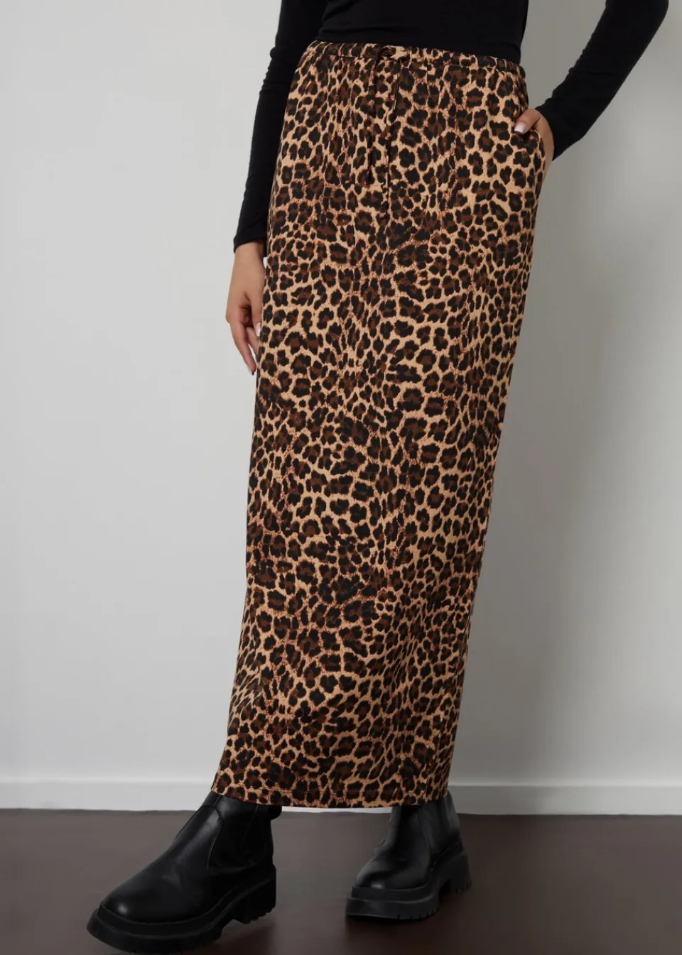 Skirts>Threadbare Brown Midori Leopard Print Cotton Jersey Midi Skirt with Pockets